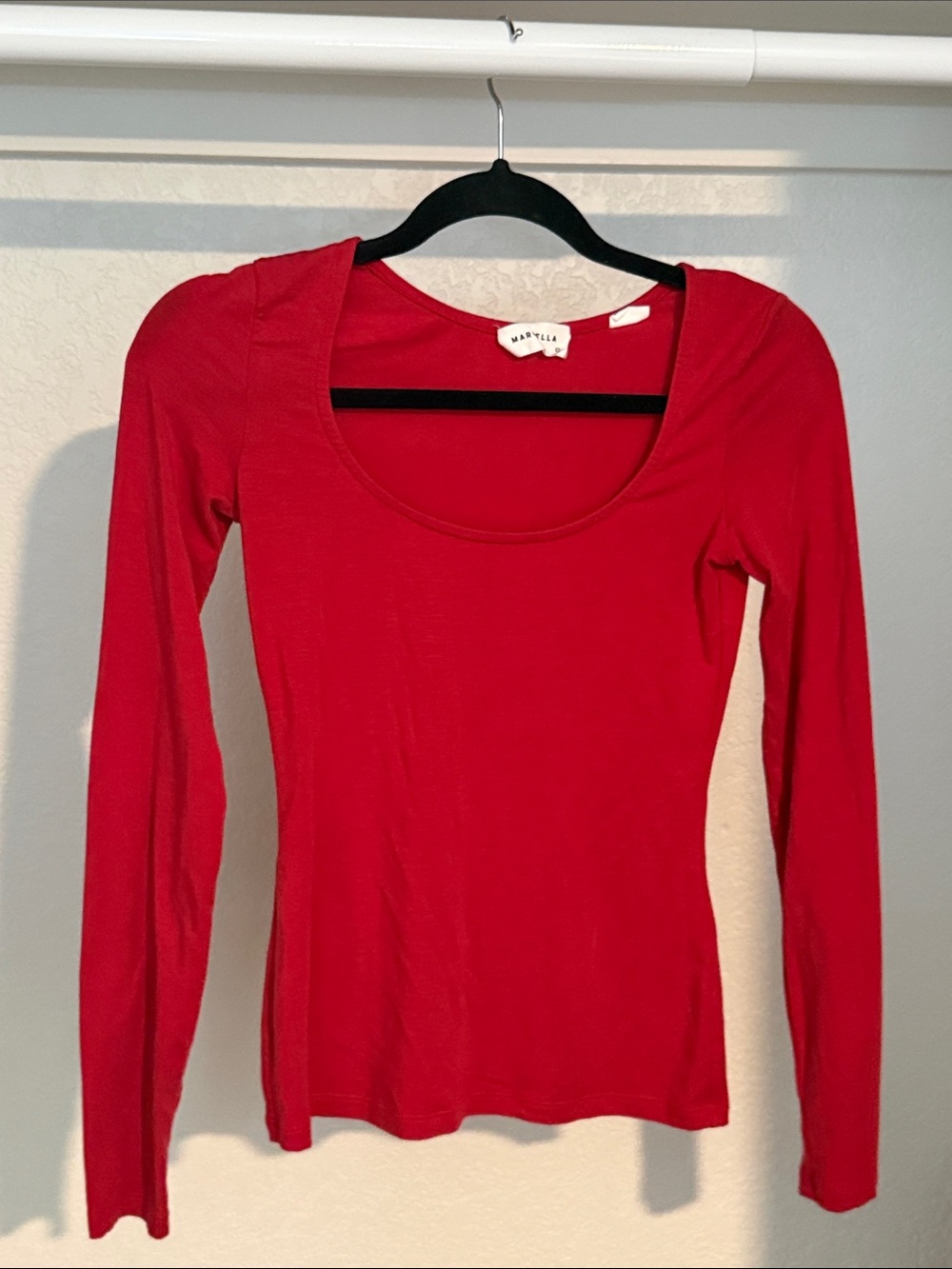 Scoop Neck Long Sleeve Tee - Red